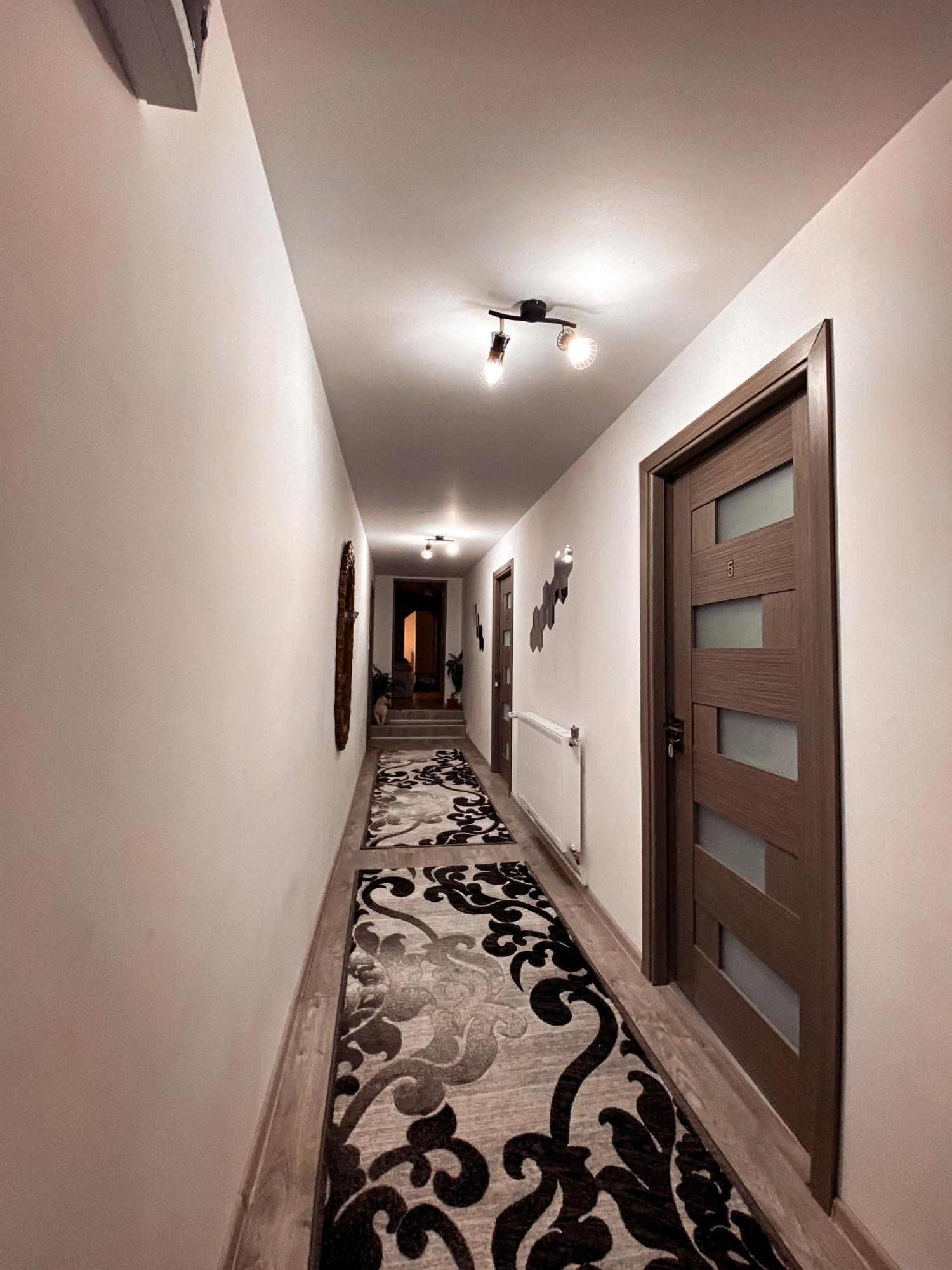 Casa Irina Otel Mînăstirea Humorului Dış mekan fotoğraf